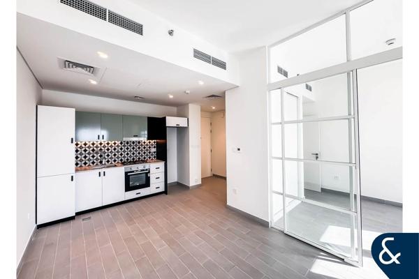 2 Bedrooms | Vacant Now | Prime Location